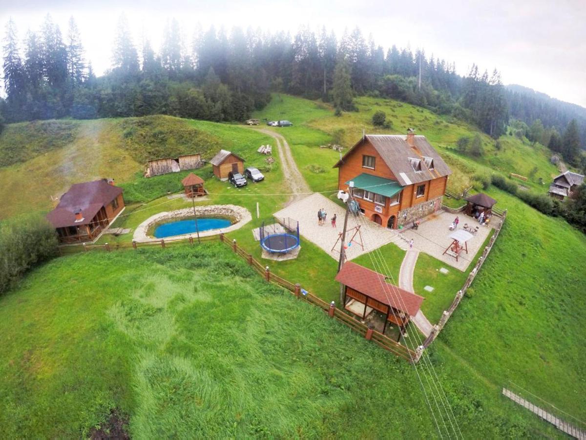 Lisoviy Zatyshok, Z Vidkrutum Litnim Baseynom Hotel Slavske Exterior photo