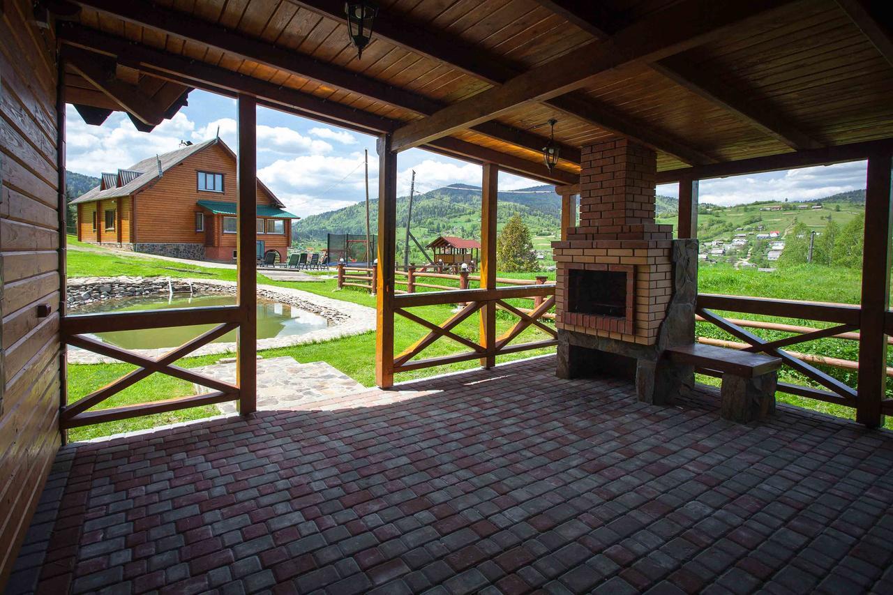 Lisoviy Zatyshok, Z Vidkrutum Litnim Baseynom Hotel Slavske Exterior photo