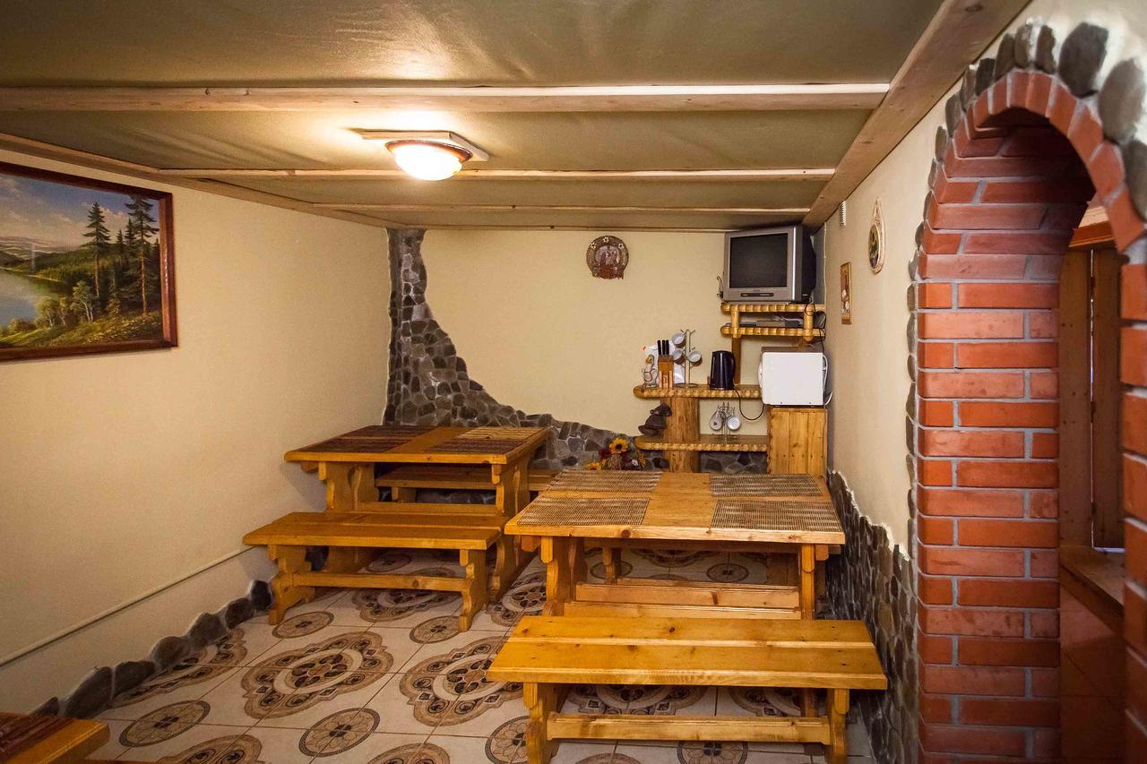 Lisoviy Zatyshok, Z Vidkrutum Litnim Baseynom Hotel Slavske Exterior photo